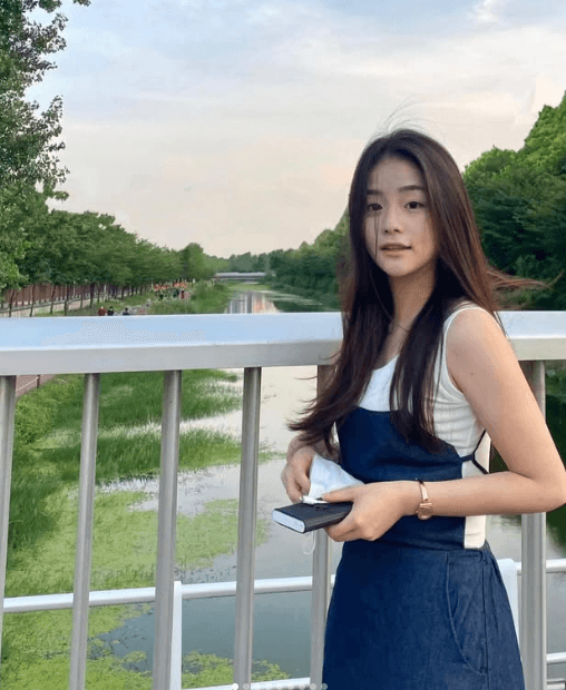 다리위에서 한컷