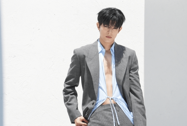 프로필촬영하는로몬