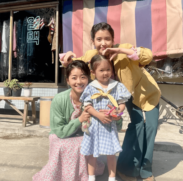 폭싹 속았수다 촬영 현장에서 아이유랑 함께