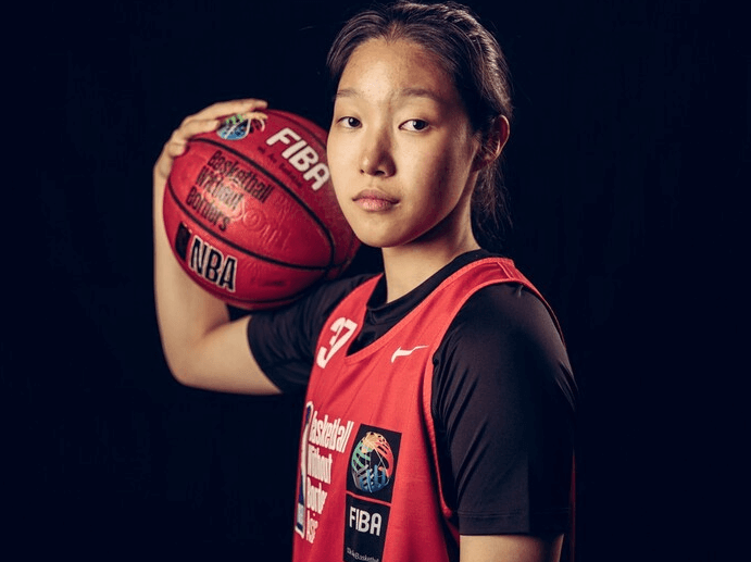 우리은행-김민지-선수-프로필-이미지